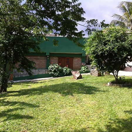 Bela Ilha Guest House Ilhabela Buitenkant foto